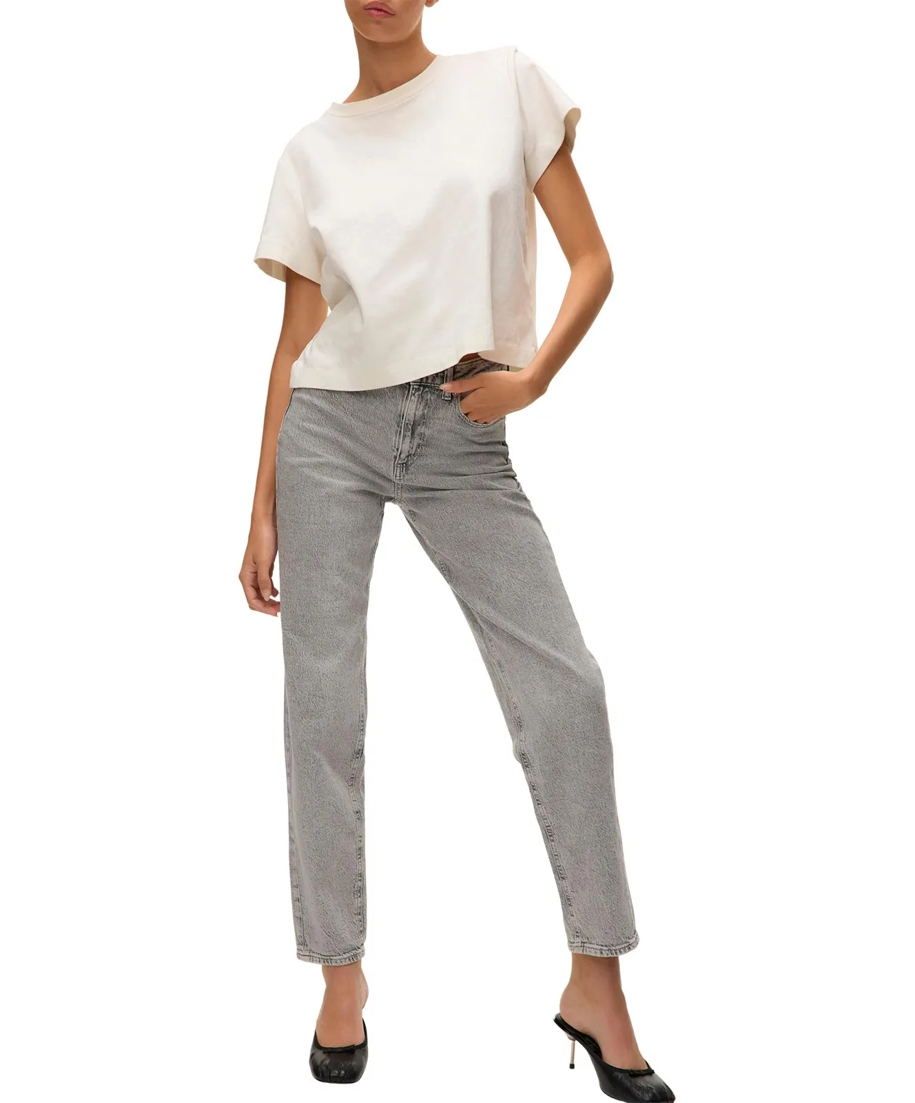 Vero Moda Mom Jeans Tessa in Light Grey