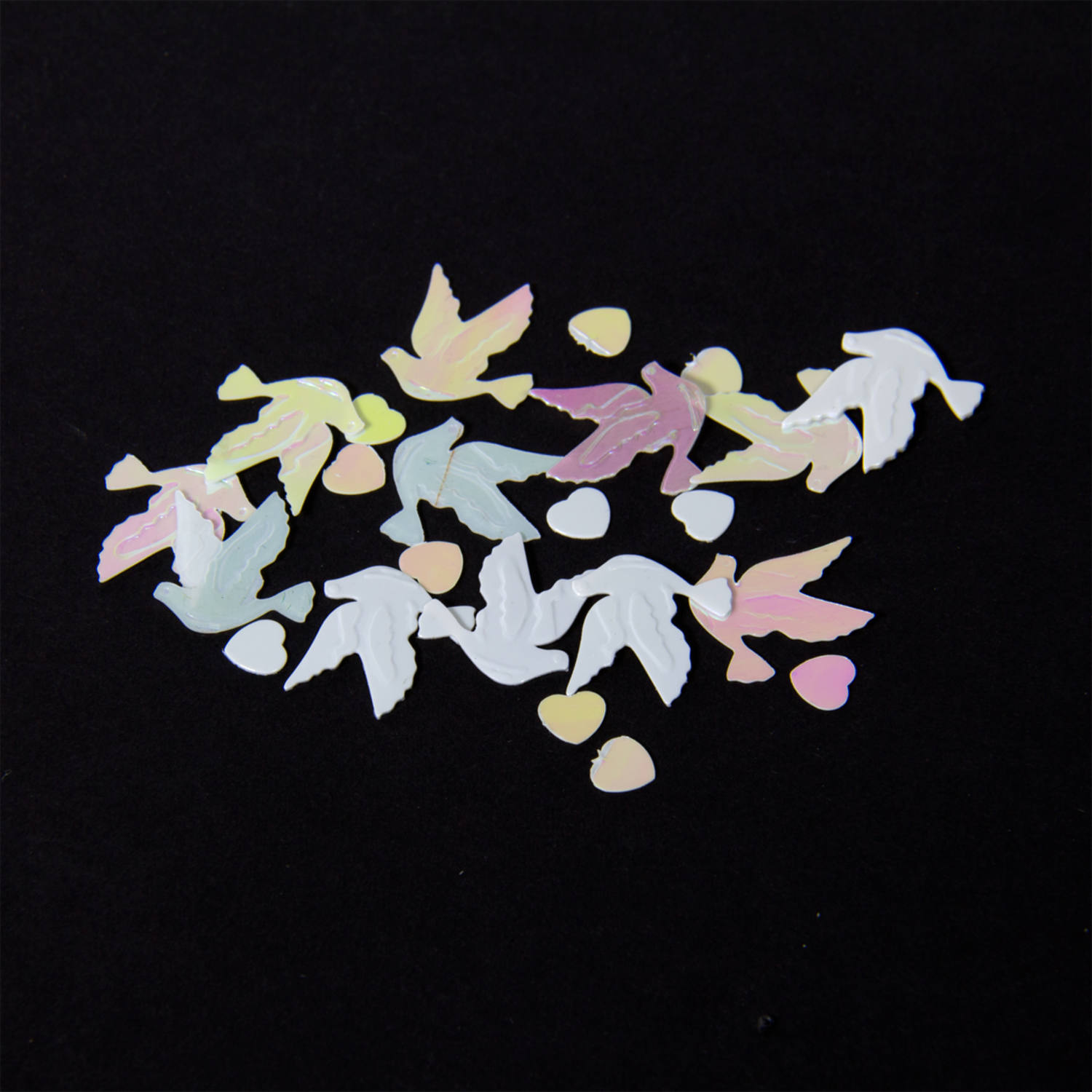 Streudeko / Tischkonfetti Tauben und Herzen Weiß / Perlmutt 14 Gramm