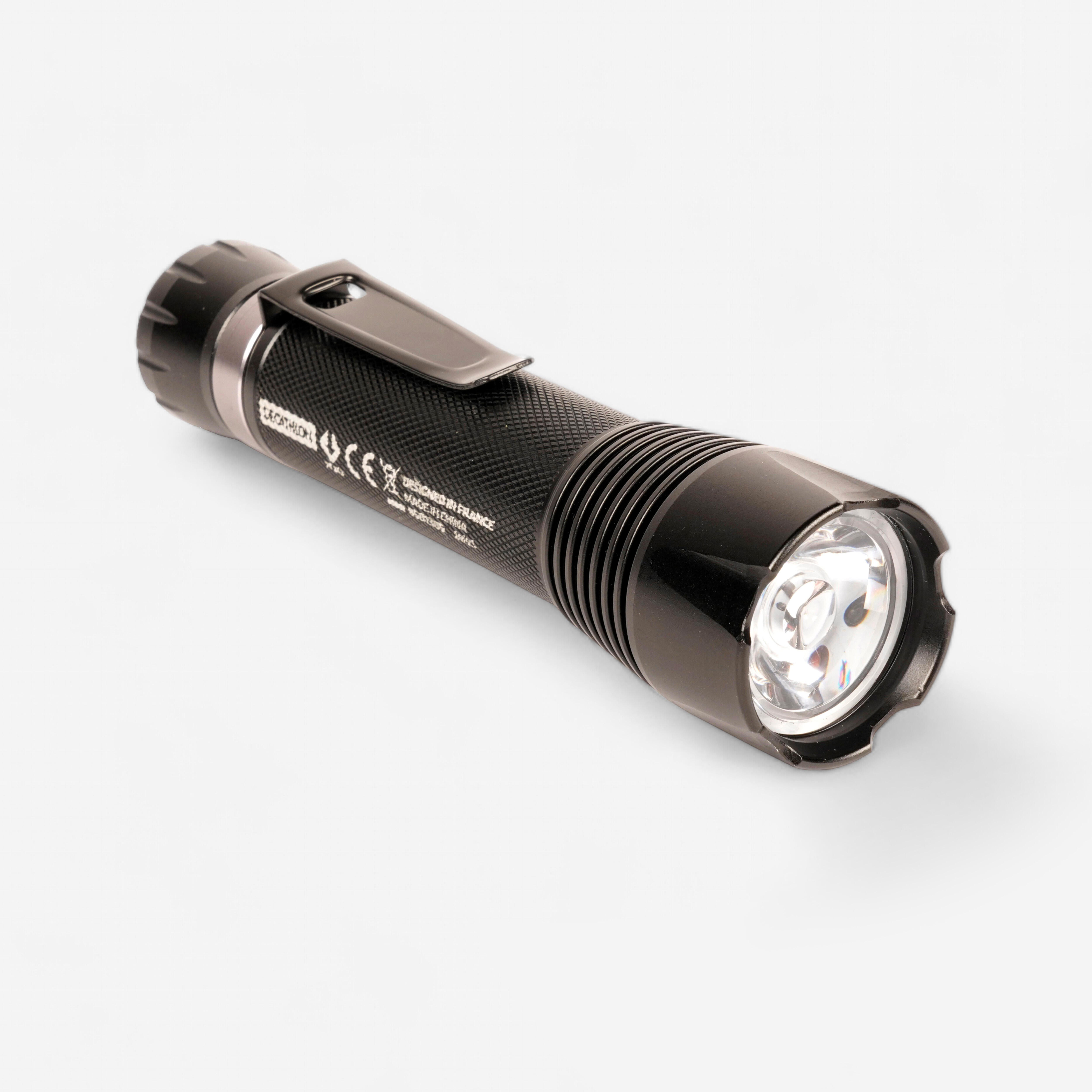 Jagd-Taschenlampe – 900 Lumen – Wiederaufladbar mit USB