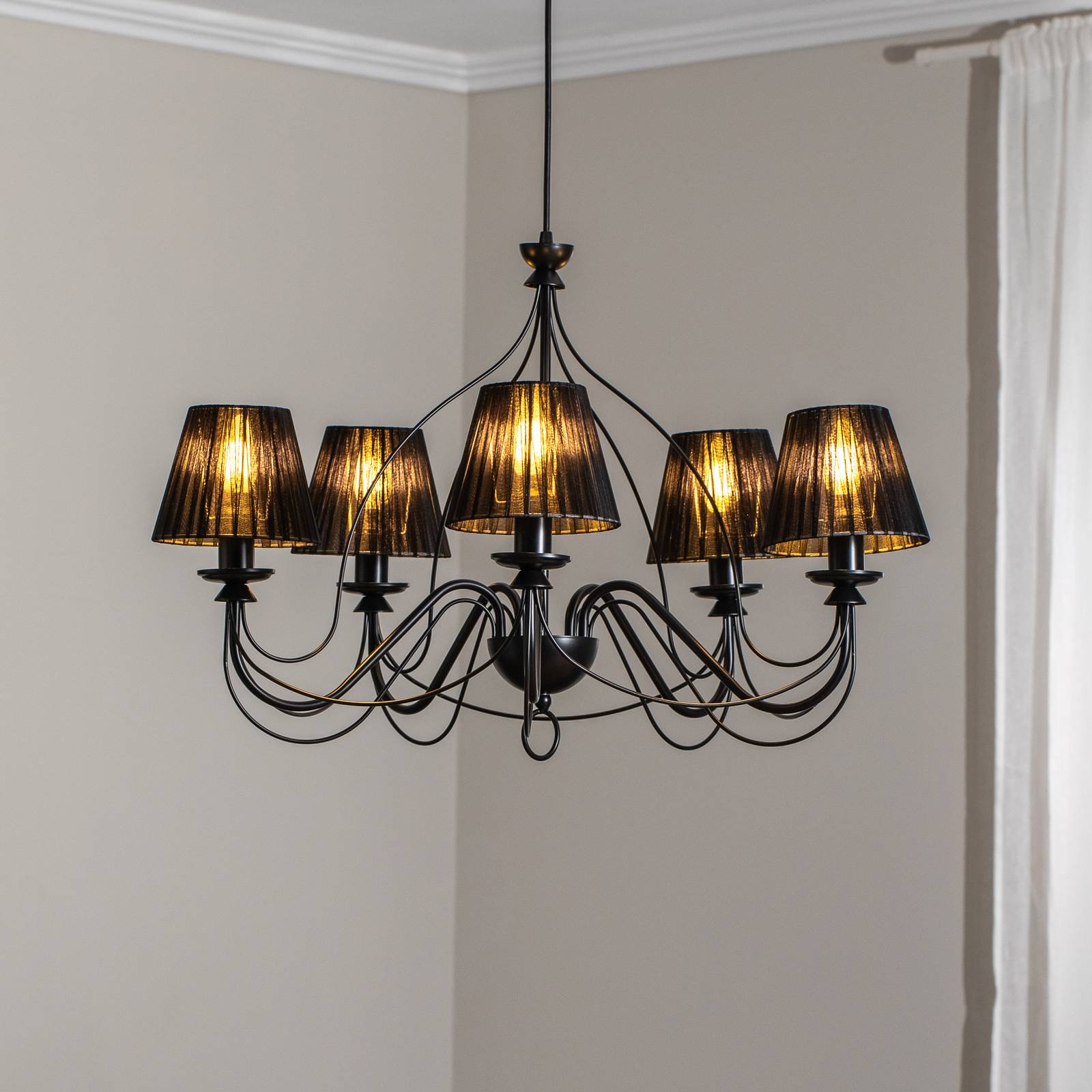 Kronleuchter Loris in Schwarz, fünfflammig