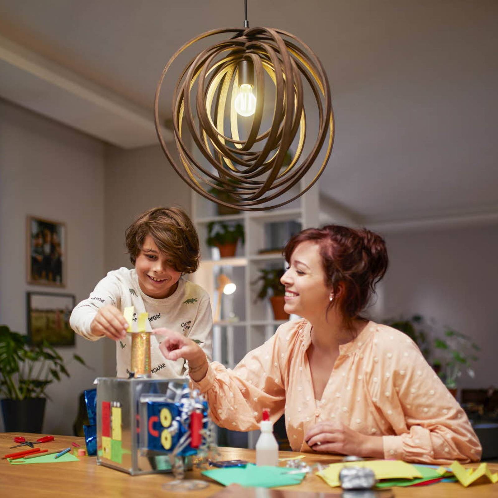 Philips E27 LED-Lampe A60 7,3W 1535lm 2.700K klar