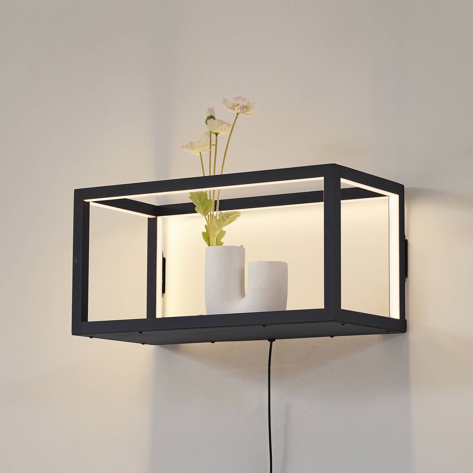 Lindby LED-Wandleuchte Birta, Stecker, Regal, 51 cm, USB