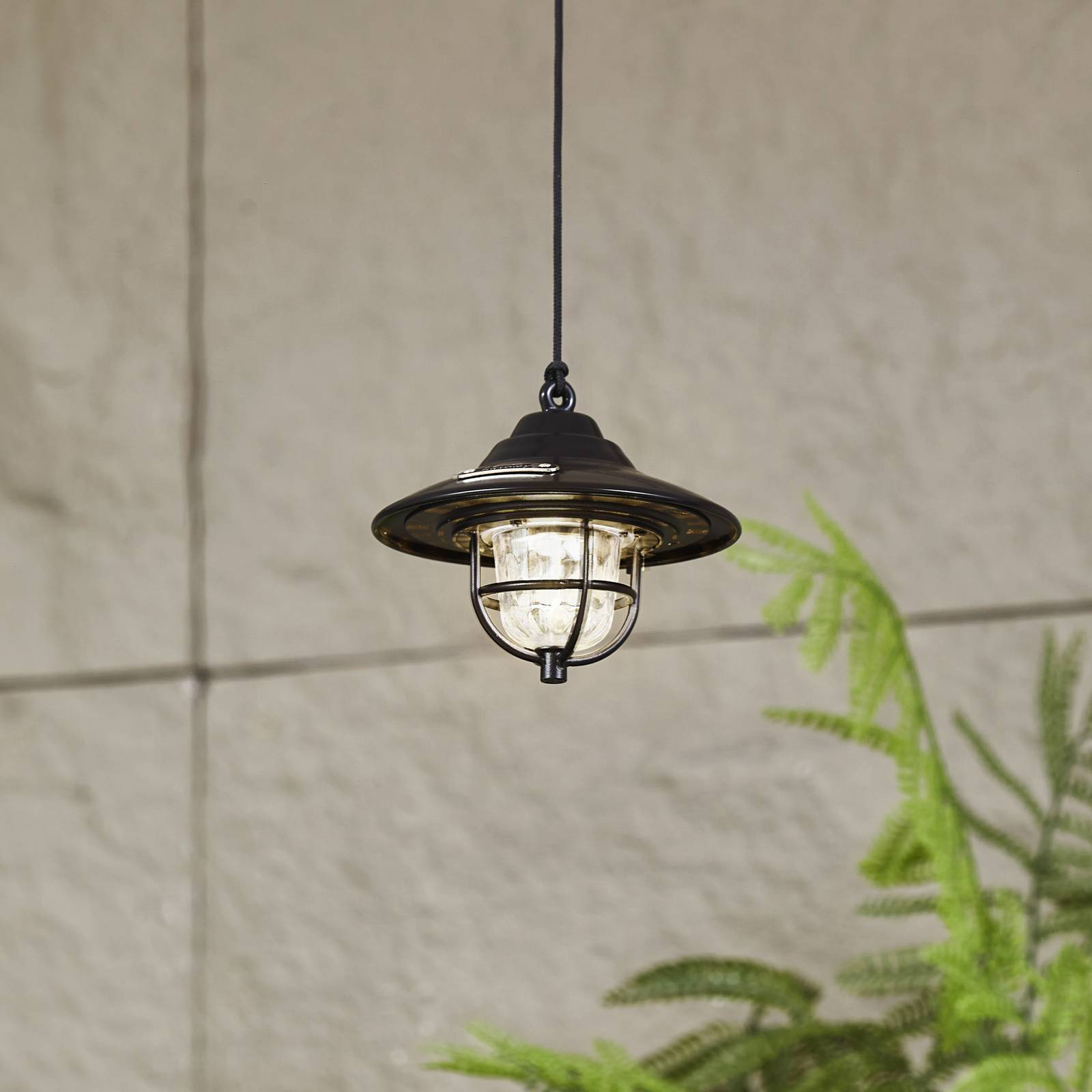 Lindby LED-Außenleuchte Ketil, schwarz, Erdspieß, Batterie