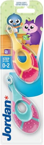 Jordan ® | Step 1 Baby Zahnbürste | Baby Zahnbürste 0-2 Jahre | Die Original Kleinkindzahnbürste mit extra weichen Borsten und weichem Beißring für Babygummis und Easy Grip | Gemischt | 2-pack