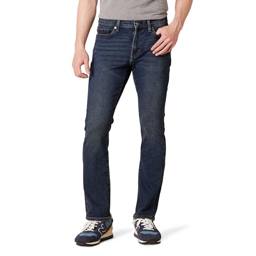 Amazon Essentials Herren Jeans, Slim-Fit-Stretch, Bootcut - Auslauffarben, Dunkle Waschung, 32W / 34L