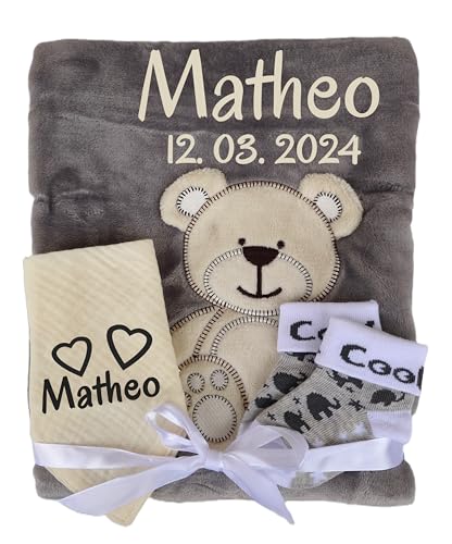 Wuff-Dogsworld Babydecke mit Namen Bestickt + Zugabe, Kuscheldecke personalisiert als Geschenk fürs Baby, zur Taufe & Geburt für Neugeborene Junge und Mädchen