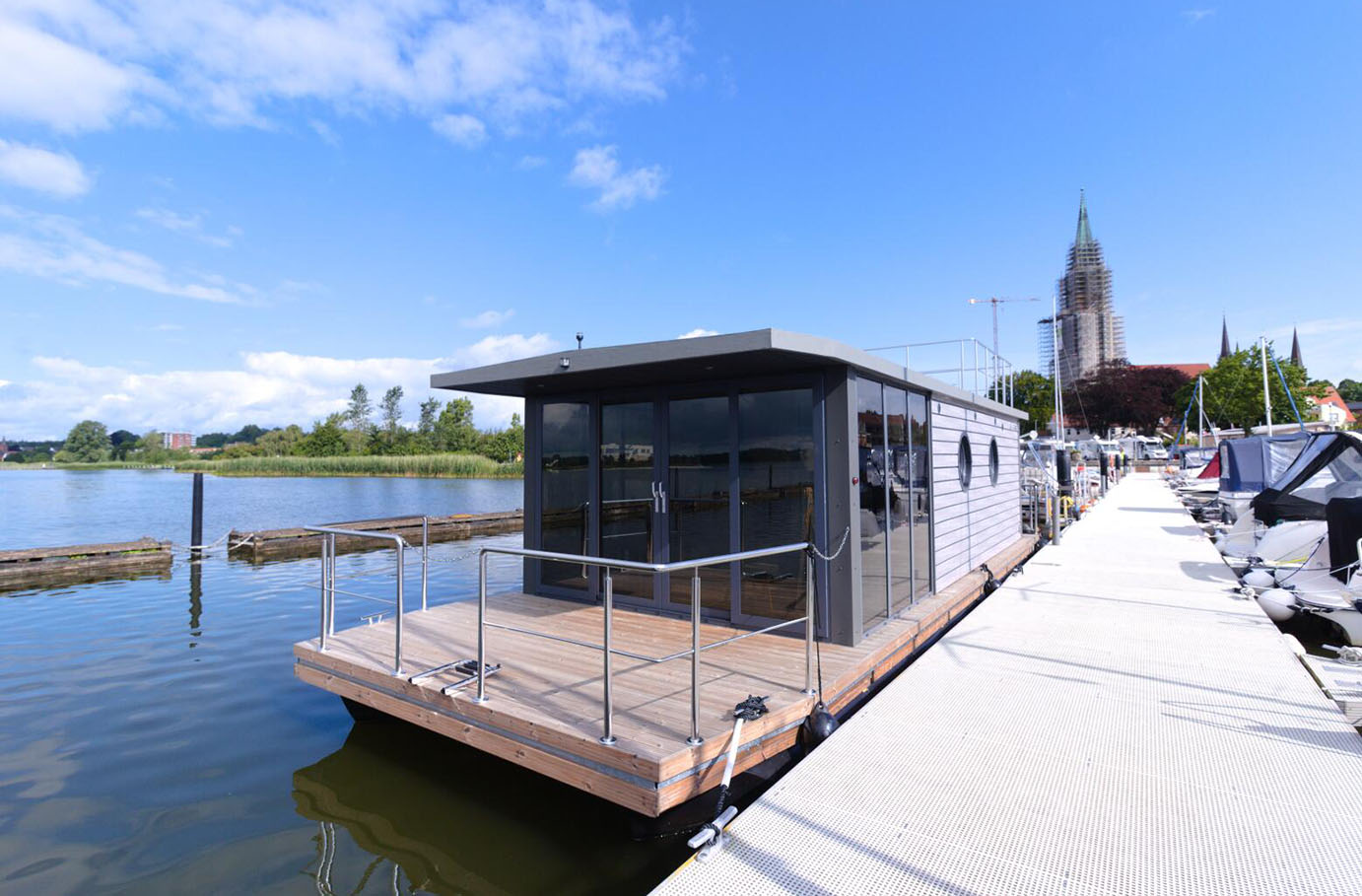 Hausboot mieten mit Sauna Wendtorf für 4 (4 Nächte)