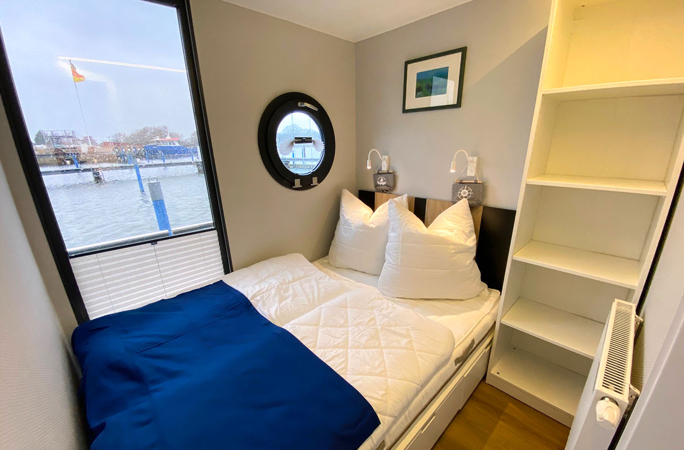 Hausboot Übernachtung mit Sauna Barth für 4 (4 Nächte)