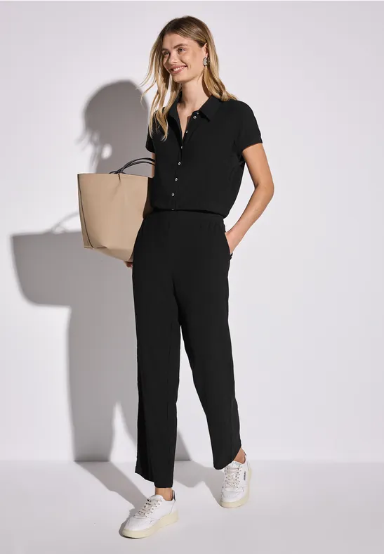 Jumpsuit mit Struktur