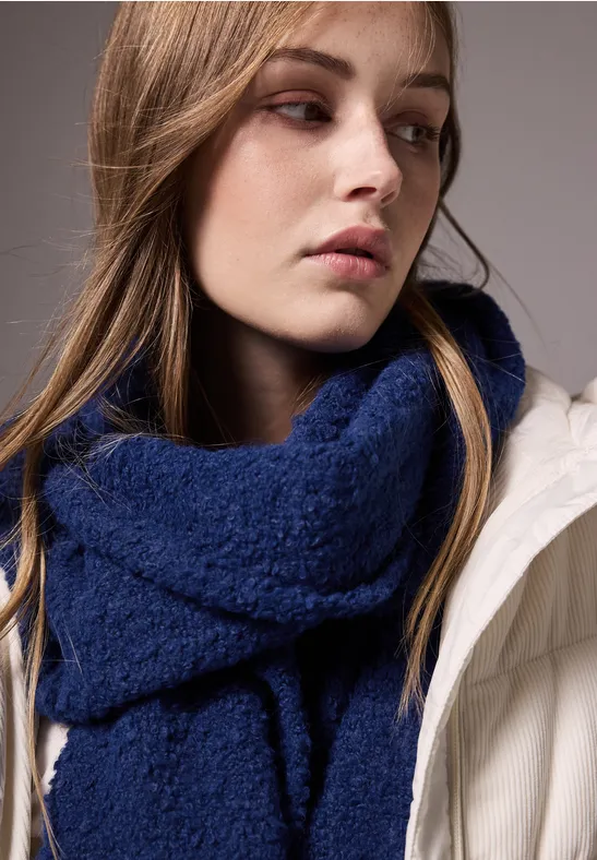 Bouclé Schal