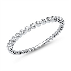 750er Weißgold Eternity Ring 15 Diamanten