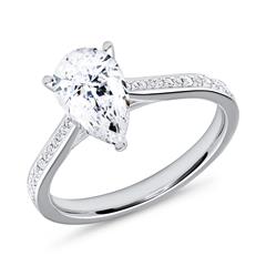 Ring 18-karätigem Weißgold mit Diamanten