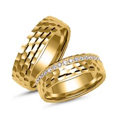 Trauringe aus Gold mit 36 Diamanten