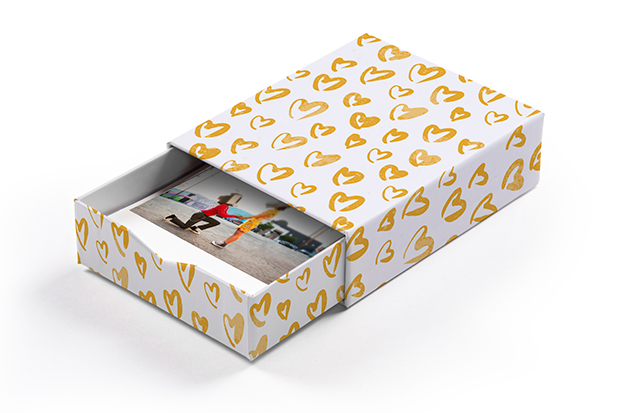 Bilderbox mit 100 Fotos im Design 'Herzklopfen Yellow'