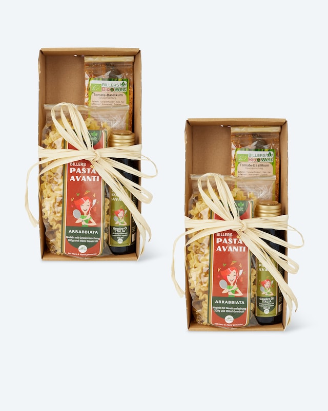 Bio-Nudeln mit Gewürzmischung & Gewürzöl