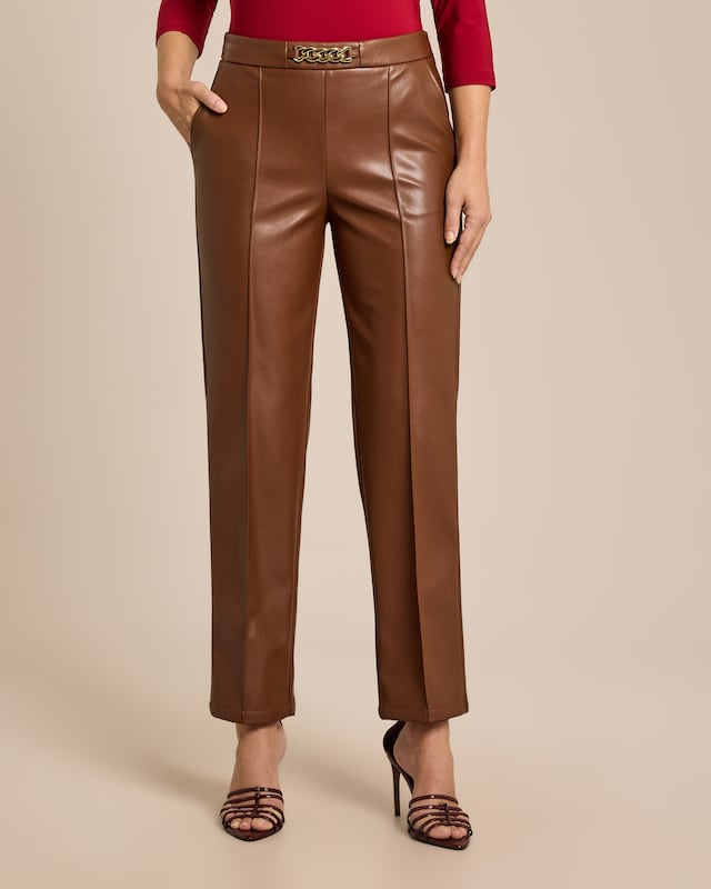 Lederimitat Hose mit Deko am Bund