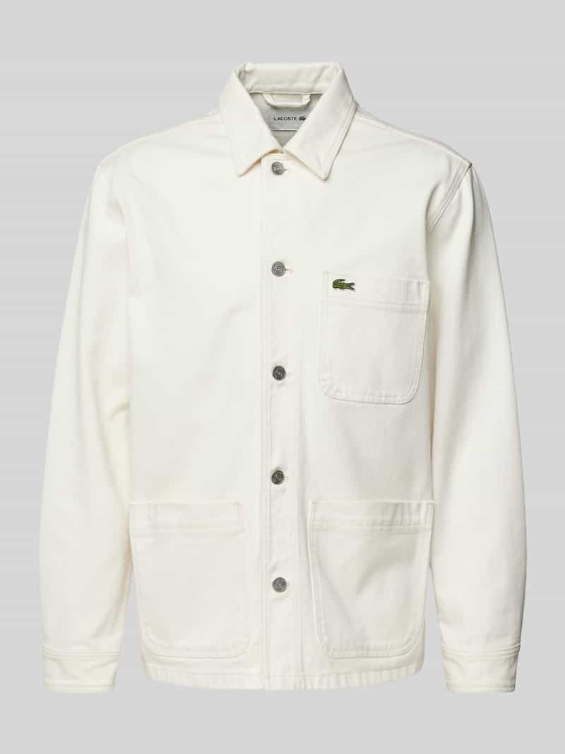 Lacoste Relaxed Fit Hemdjacke mit Eingrifftaschen in Offwhite, Größe 44