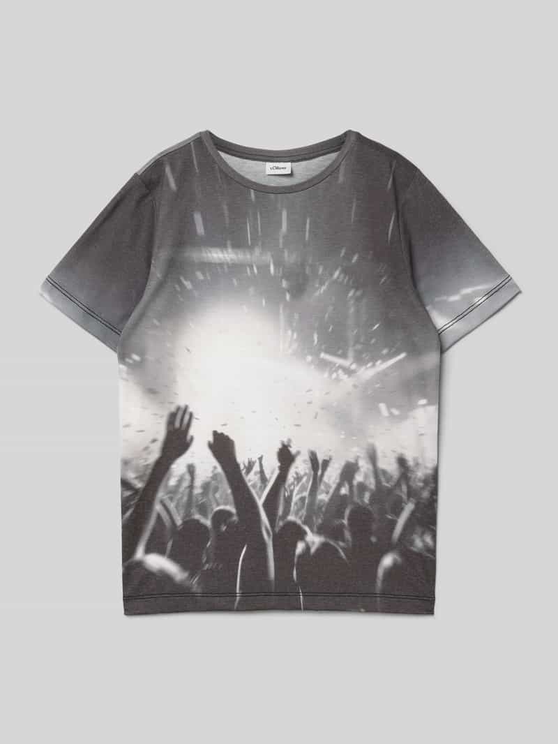 Regular Fit T-Shirt mit Baumwoll-Anteil mit Allover-Foto-Print