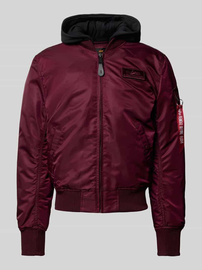 Alpha Industries Bomberjacke mit Label-Patch in Bordeaux, Größe L