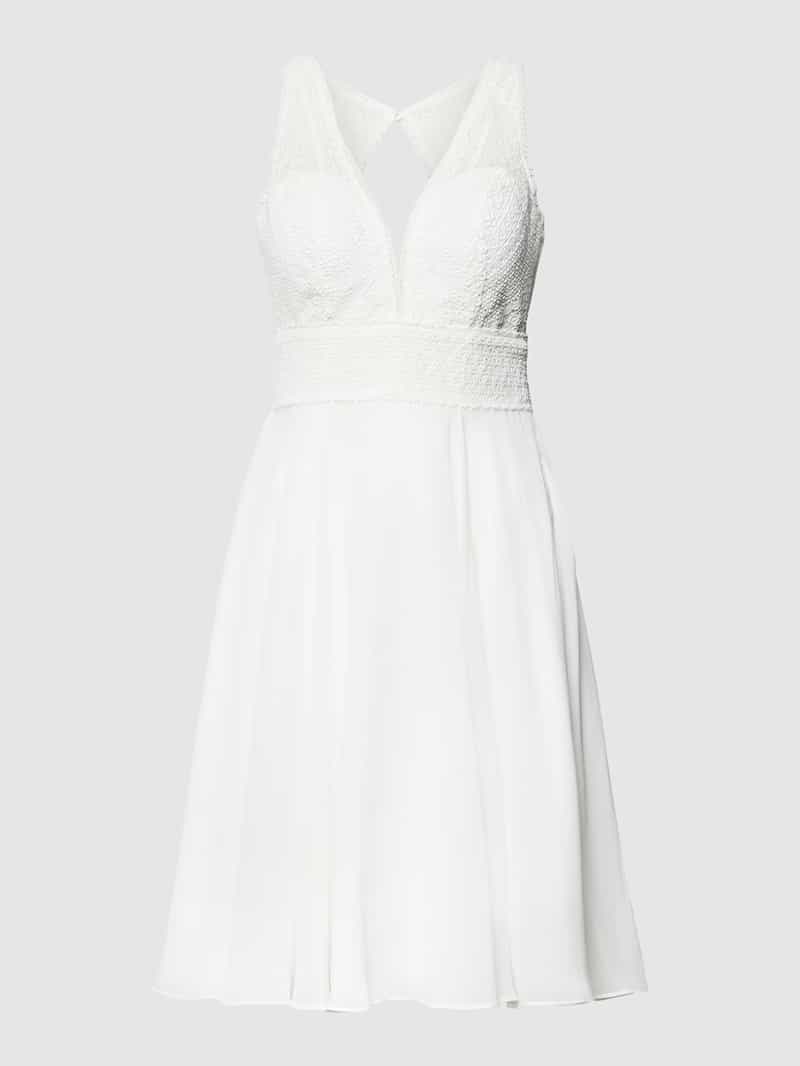 Brautkleid in Knielänge mit Taillenpasse