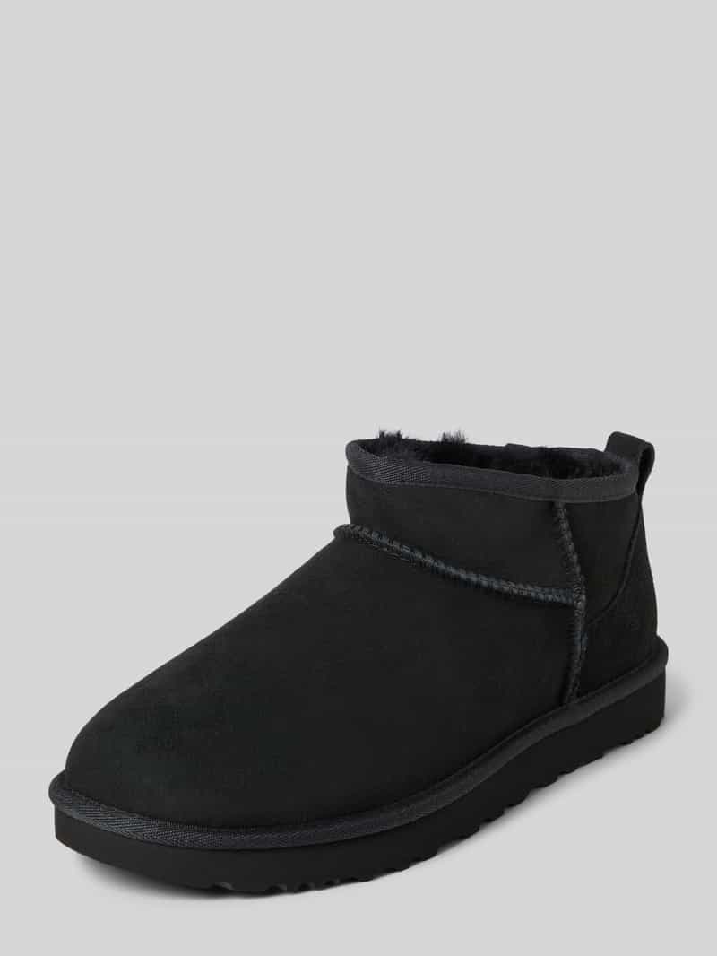 UGG Stiefeletten aus echtem Leder Modell 'Classic Ultra Mini' in Black, Größe 41