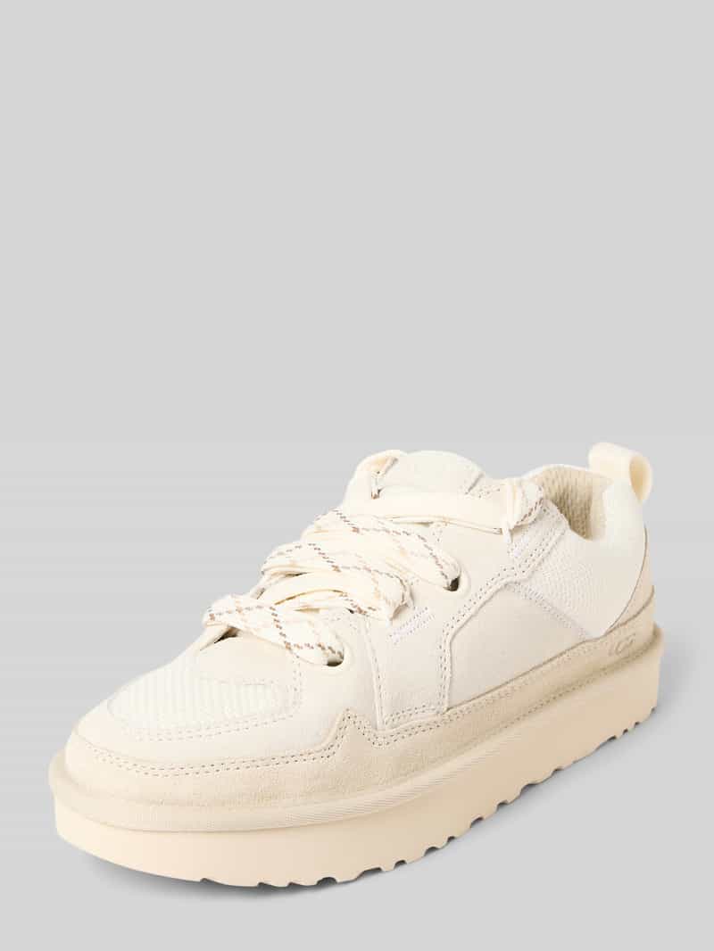 UGG Sneaker mit Schnürverschluss in Sand, Größe 37