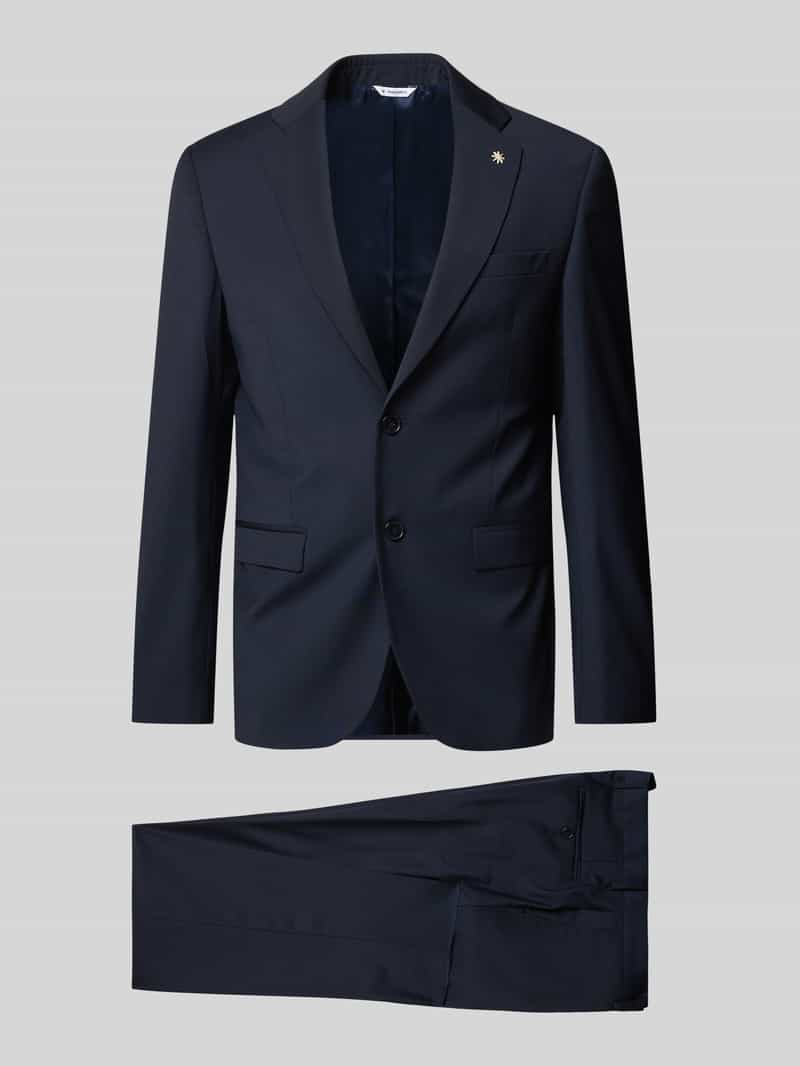 Anzug mit Reverskragen