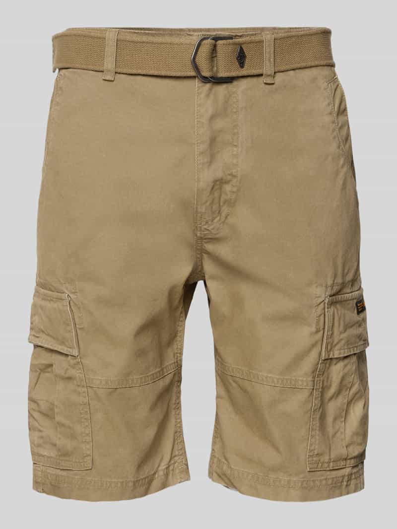 Superdry Regular Fit Cargoshorts mit Gürtel Modell 'Heavy' in Beige, Größe 32