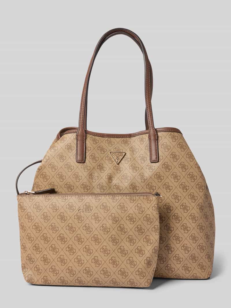 Guess Handtasche mit Label-Applikation Modell 'VICTTORIA' in Beige, Größe 1