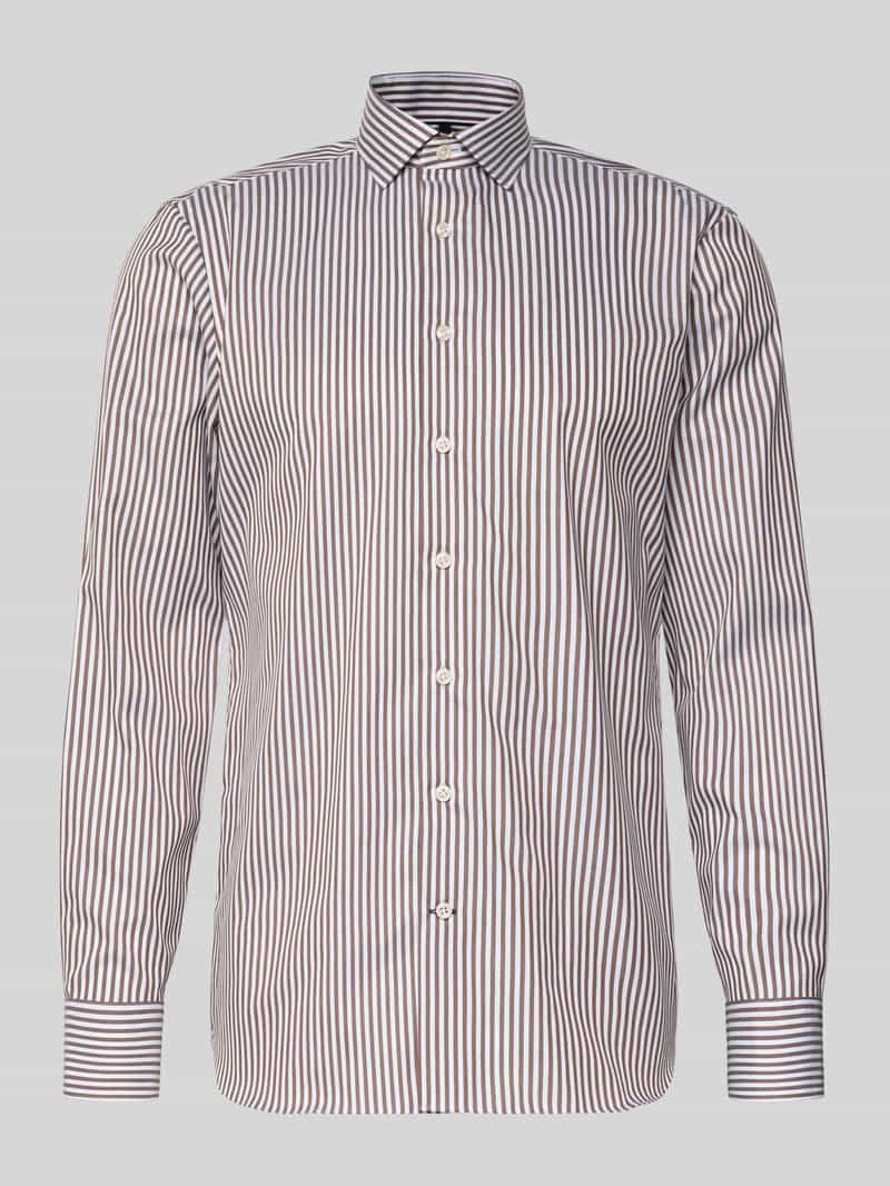 OLYMP SIGNATURE SLIM FIT Slim Fit Freizeithemd mit Kentkragen Modell 'Namur' in Mittelbraun, Größe 38