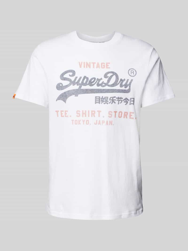Superdry Relaxed Fit T-Shirt mit Label-Print in Weiss, Größe L