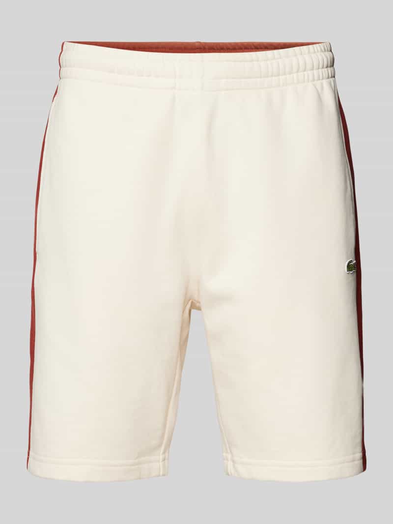 Lacoste Sweatshorts mit Label-Detail in Offwhite, Größe S