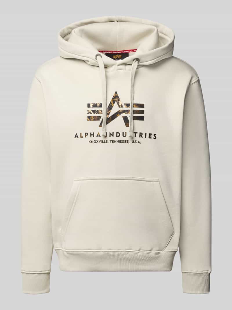 Alpha Industries Hoodie mit Logo und Känguru-Tasche in Hellgrau, Größe L