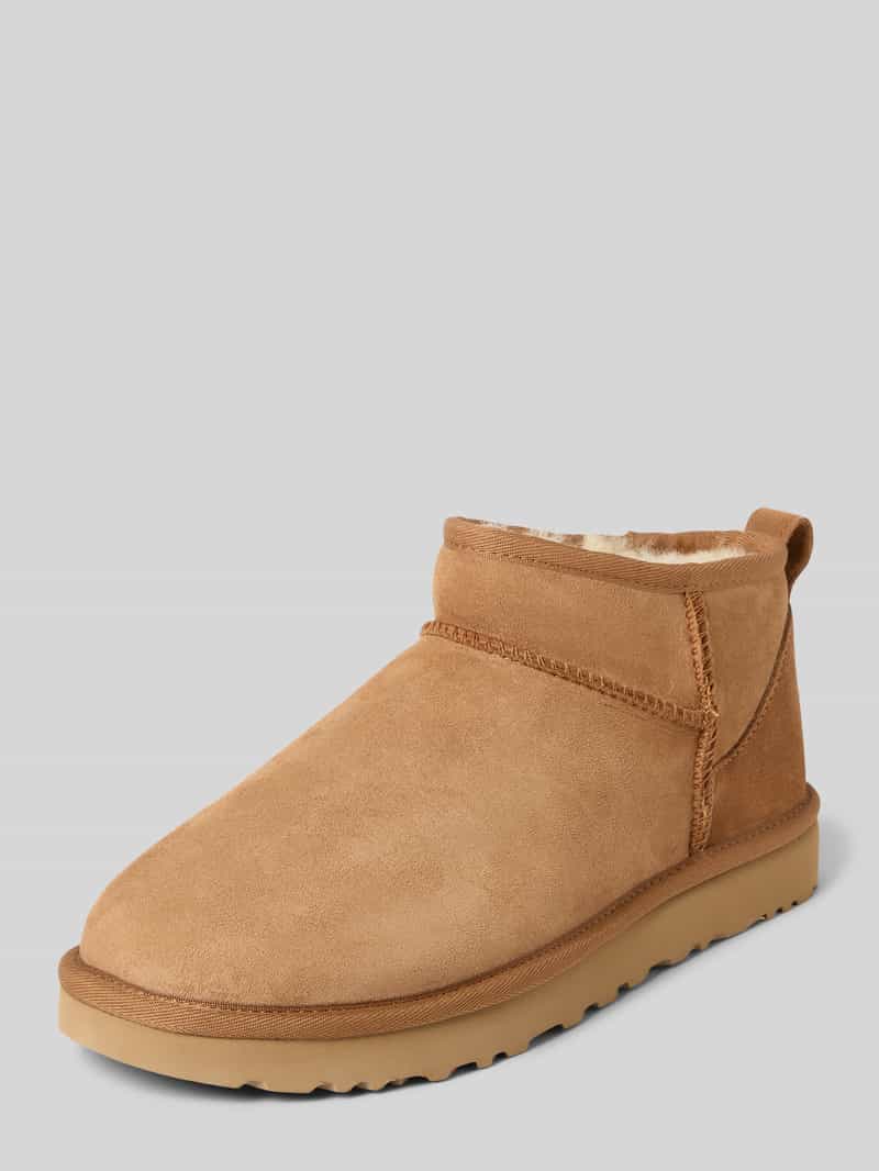 UGG Stiefeletten aus echtem Leder Modell 'Classic Ultra Mini' in Cognac, Größe 36