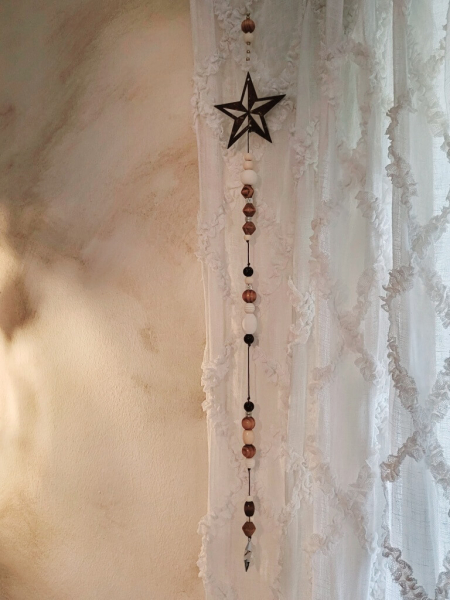 Weihnachtshänger Landhaus, Holz mit Diamantstern