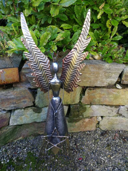 LED Dekoengel Kasdeya mit Stern