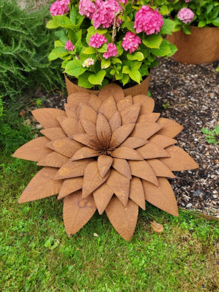 Edelrost Blume Aruna, groß, ohne Stab