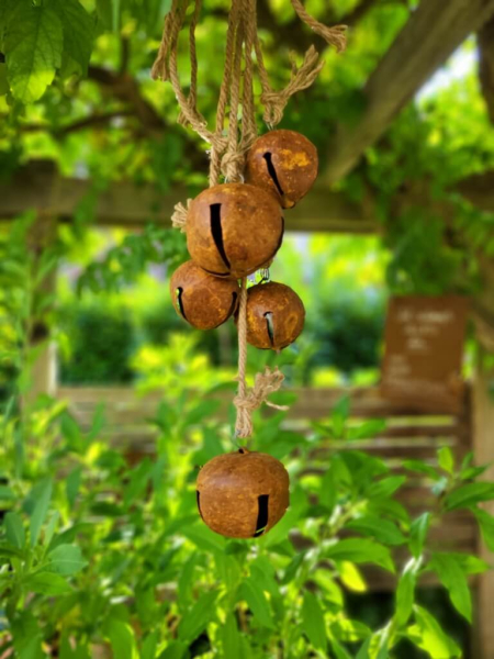 Edelrost Dekohänger Glockenkugeln, 5er-Set mit Ring