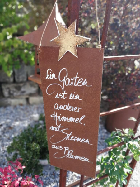 Edelrost Schild mit Stern, anderer Himmel