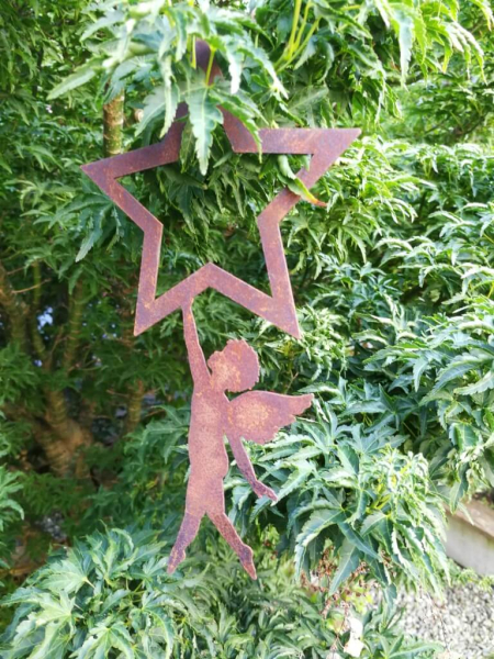 Edelrost Stern zum Hängen mit Engelchen