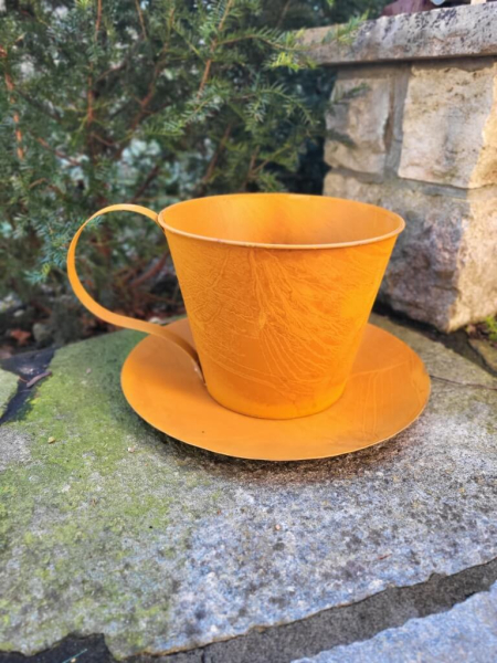 Edelrost Tasse zum Bepflanzen