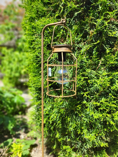 LED Solarlaterne Gitter am Stab, Rostoptik