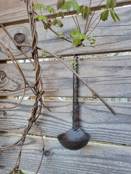 Gusseisen Schöpflöffel (Kerzenhalter) zum Einhängen