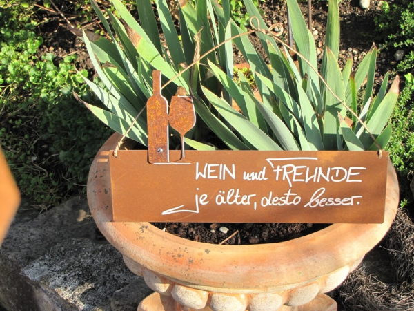 Edelrost Schild mit Weinflasche und Glas 'WEIN und FREUNDE'