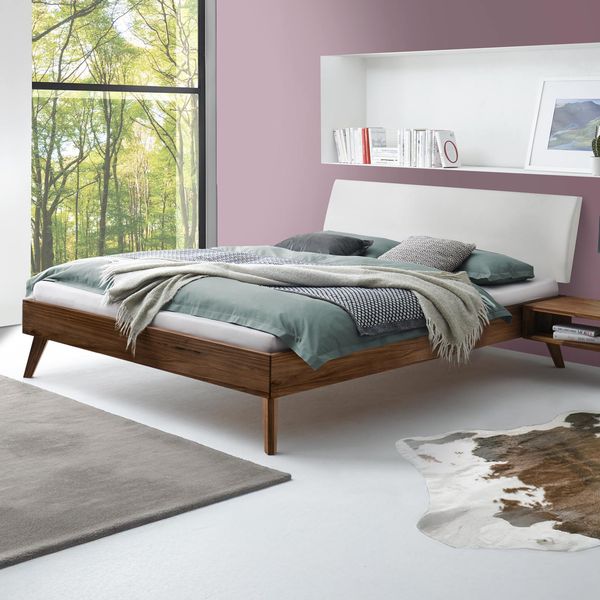 Bett Tomino Nussbaum Massivholz