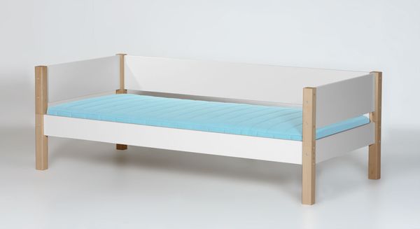 Bett Kids Town Buche teilmassiv mit Lattenrost