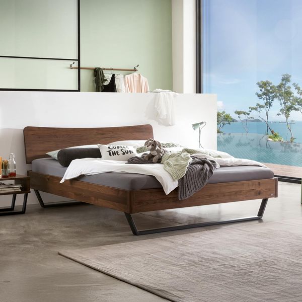 Bett Uliana Nussbaum Massivholz