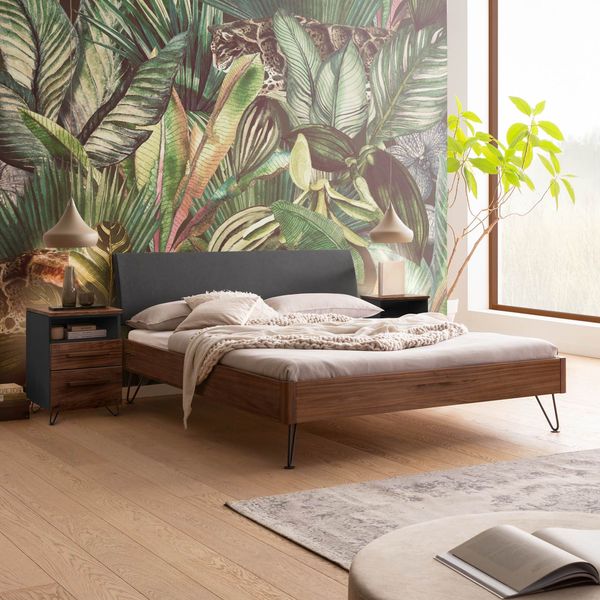 Bett Montaro Nussbaum Massivholz