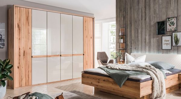 Drehtüren-Kleiderschrank Leandra Kernbuche teilmassiv mit Glasfront