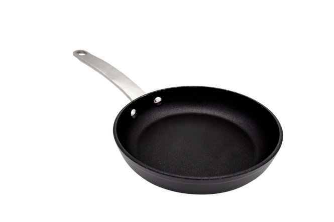 Steuber Premium Bratpfanne RECYCLED Ø20cm umweltschonend aus 98% recyceltem Aluminium, Antihaft-beschichtet, alle Herdarten, Backofen-geeignet